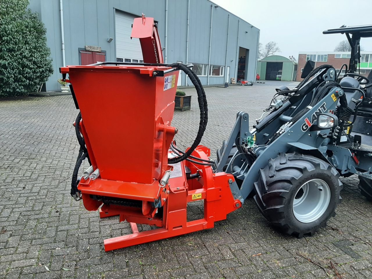 Radlader of the type Sonstige Giant Houtversnipperaar, Neumaschine in Hardegarijp (Picture 2)