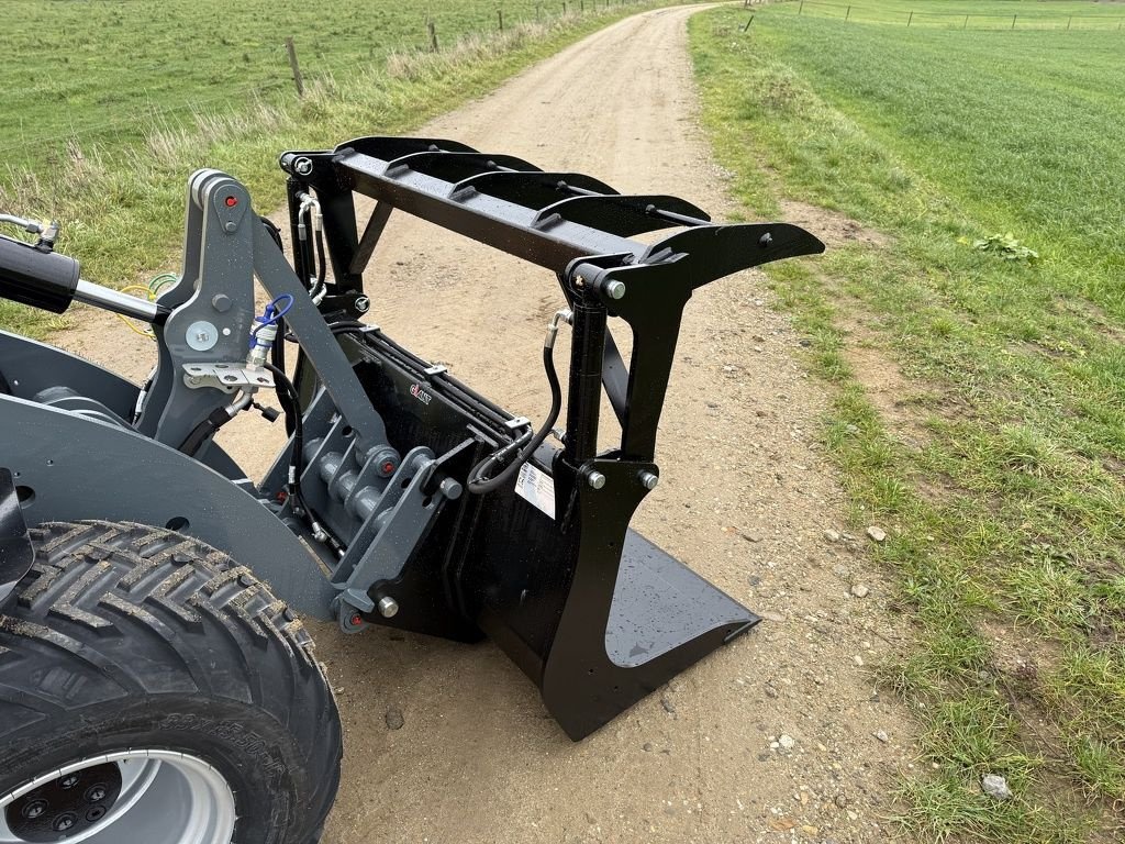 Radlader des Typs Sonstige Giant Pelikaanbak Agri 140cm, Neumaschine in Neer (Bild 2)