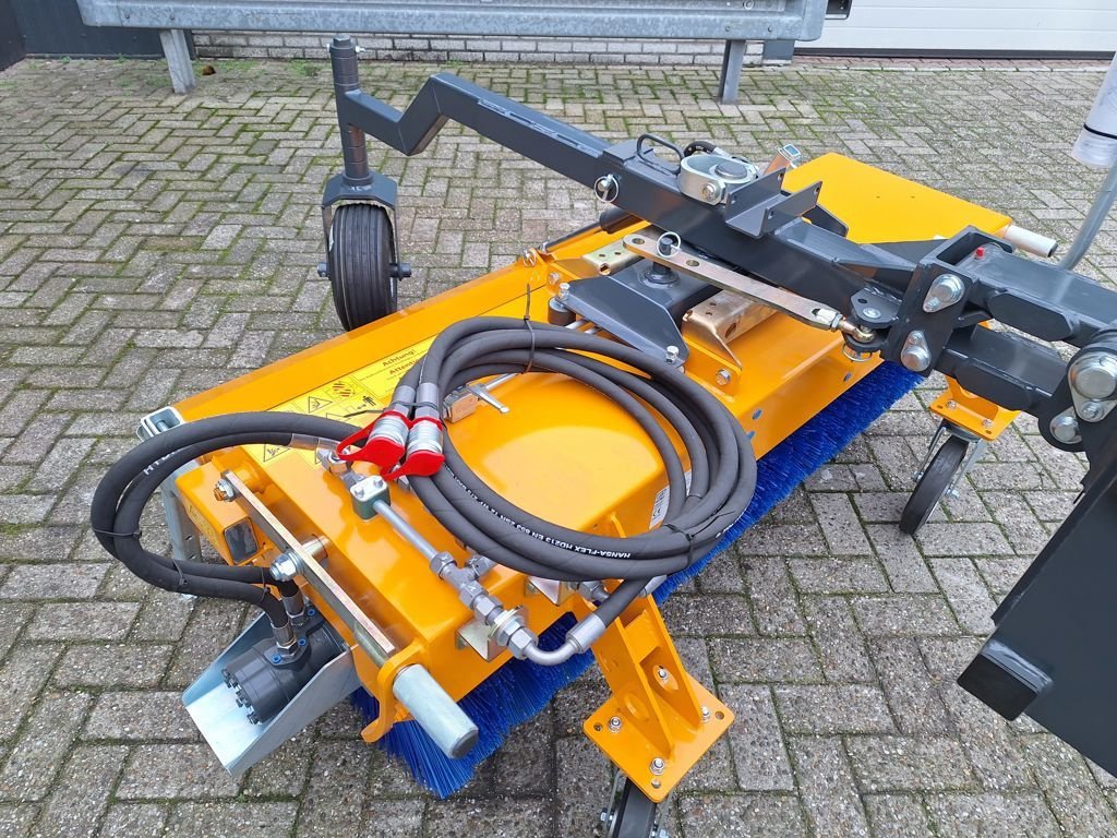 Radlader of the type Sonstige Giant PLUS 590-150, Neumaschine in MARIENHEEM (Picture 10)