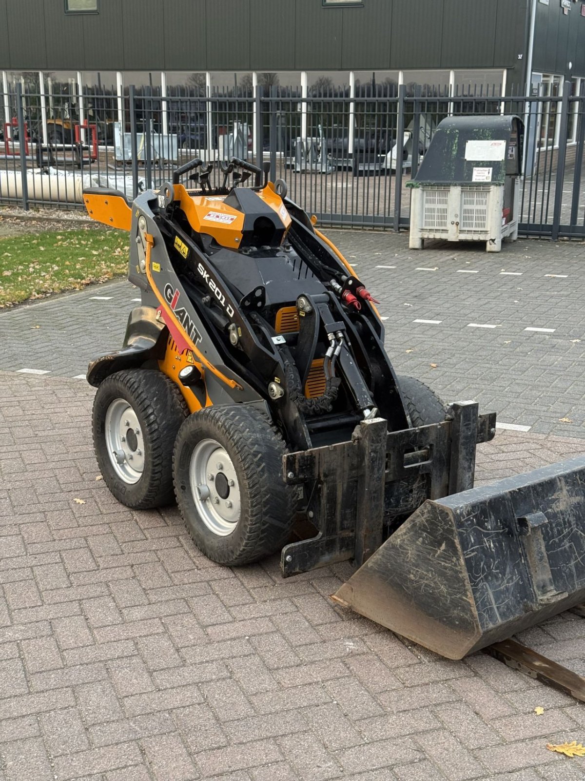 Radlader van het type Sonstige Giant Sk201, Gebrauchtmaschine in Wadenoijen (Foto 2)