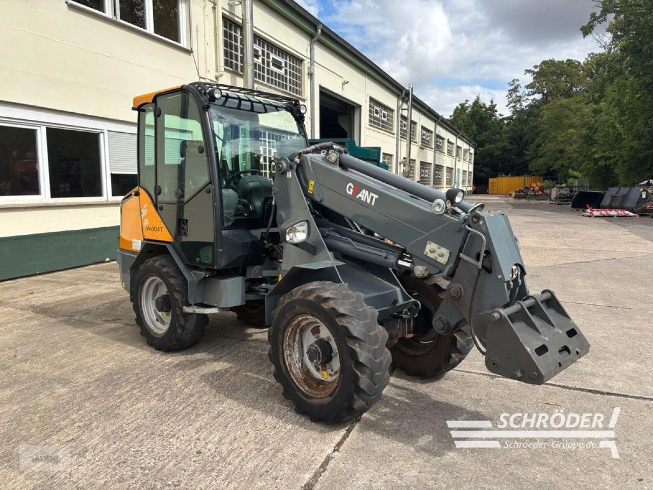 Radlader of the type Sonstige GIANT V 6004 T, Gebrauchtmaschine in Langenweddingen (Picture 1)