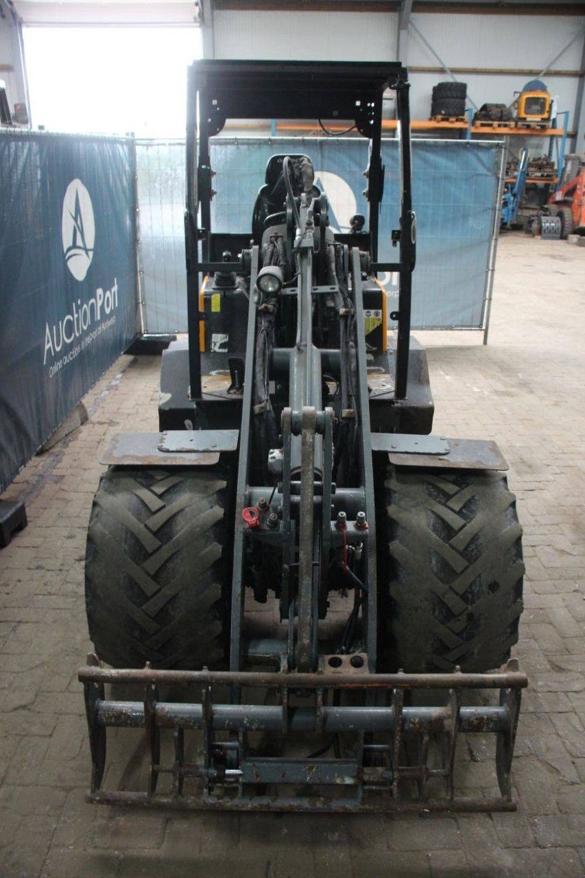 Radlader of the type Sonstige Giant V452T HD, Gebrauchtmaschine in Antwerpen (Picture 8)