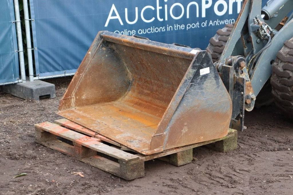 Radlader Türe ait Sonstige Giant V452T X-TRA, Gebrauchtmaschine içinde Antwerpen (resim 11)