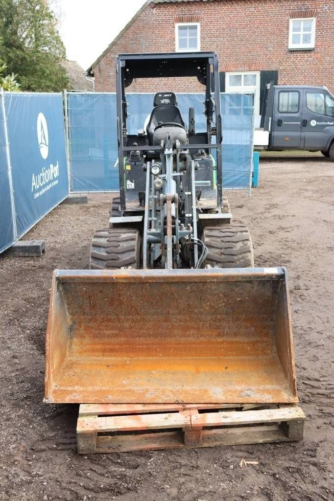 Radlader Türe ait Sonstige Giant V452T X-TRA, Gebrauchtmaschine içinde Antwerpen (resim 9)