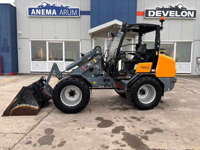 Radlader tipa Sonstige Giant V6004T, Gebrauchtmaschine u Arum