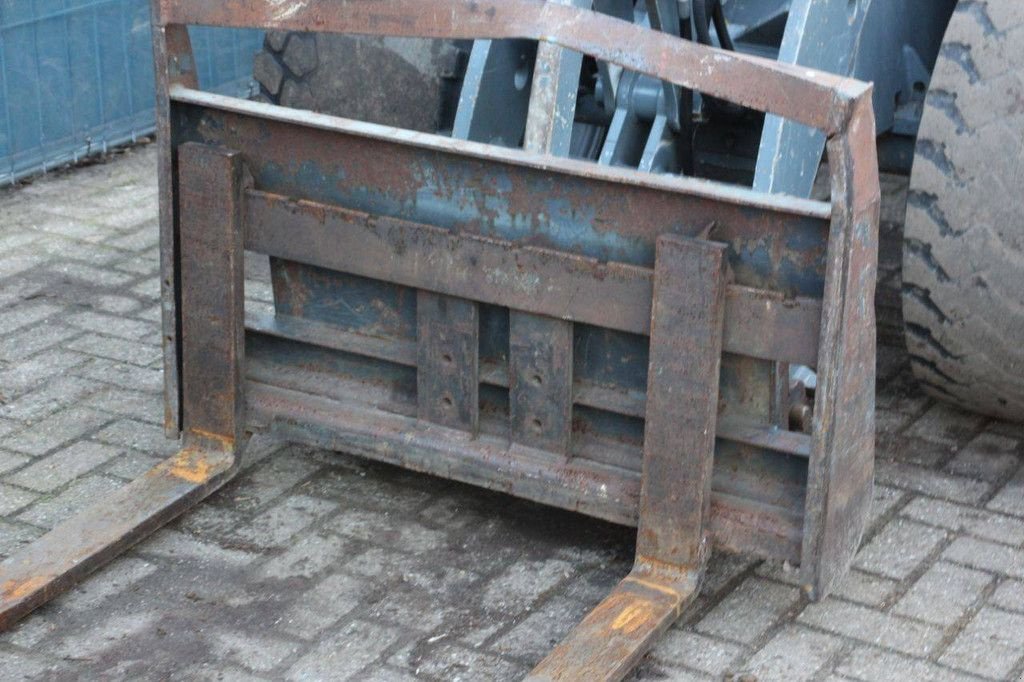 Radlader of the type Sonstige Giant V881T, Gebrauchtmaschine in Antwerpen (Picture 11)