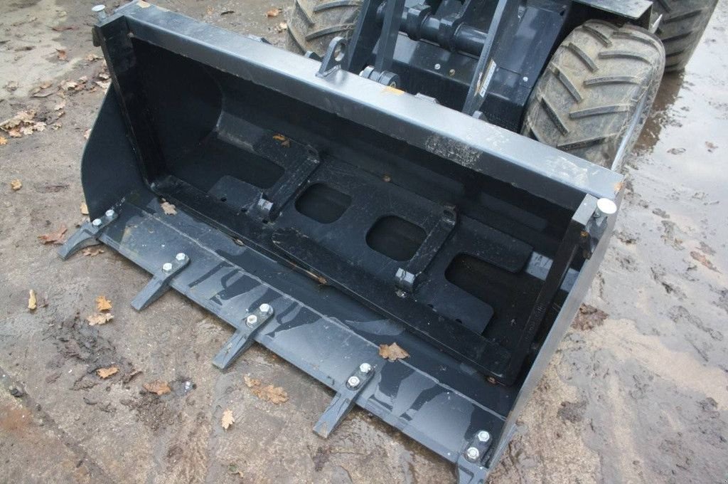 Radlader des Typs Sonstige Heracles H160, Neumaschine in Antwerpen (Bild 8)