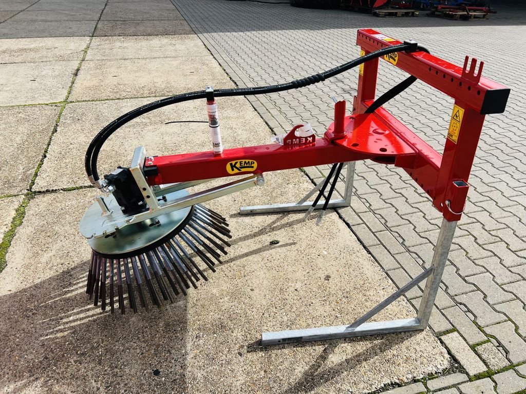 Radlader tip Sonstige Kemp Onkruidborstel mech. zwenkb. euro kopp., Neumaschine in Coevorden (Poză 1)