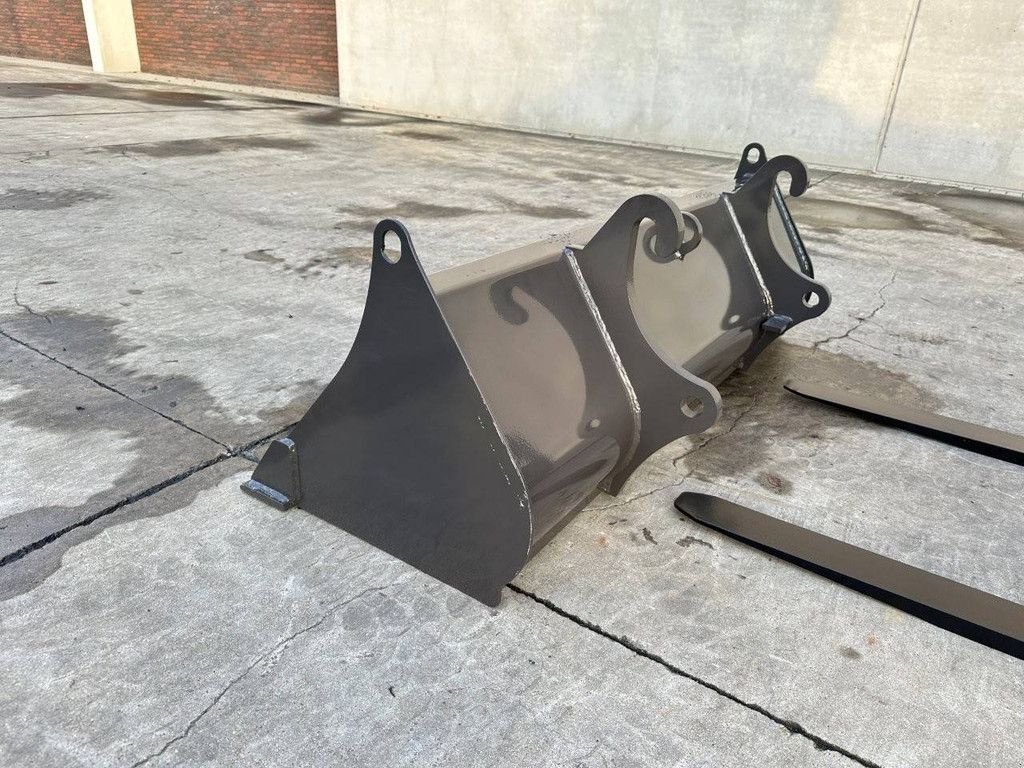 Radlader des Typs Sonstige Mini 780H, Neumaschine in Antwerpen (Bild 9)