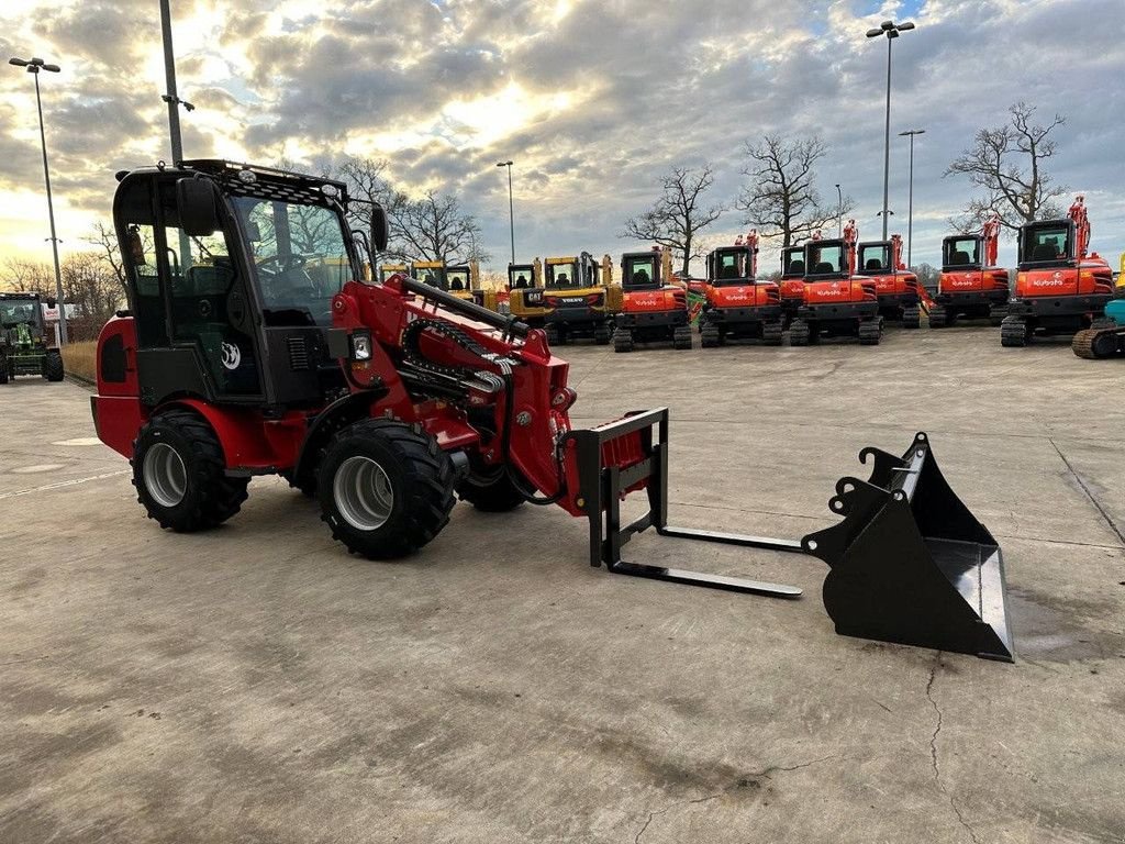 Radlader du type Sonstige Mini 780HT, Neumaschine en Antwerpen (Photo 3)