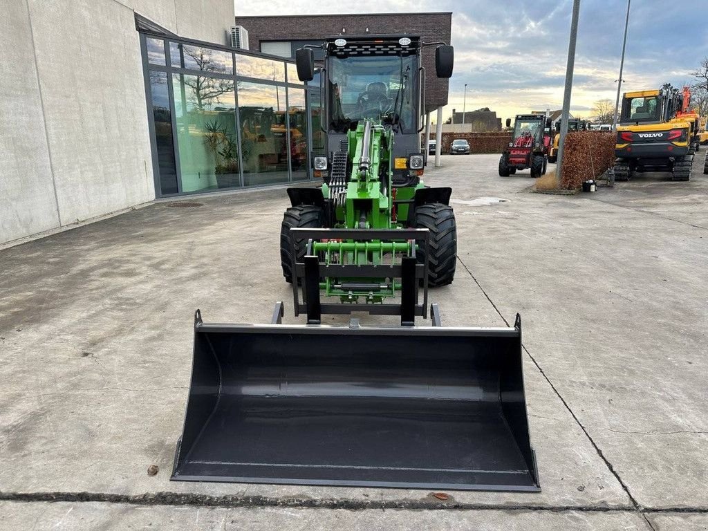 Radlader Türe ait Sonstige Mini 780TT, Neumaschine içinde Antwerpen (resim 2)