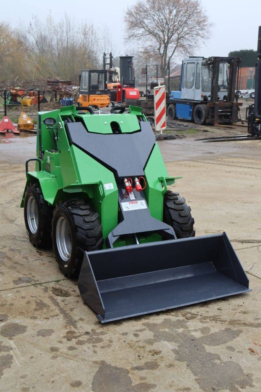 Radlader des Typs Sonstige Nycheki SK-911, Neumaschine in Antwerpen (Bild 8)