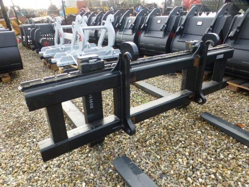 Radlader of the type Sonstige Palletvorken 11 ton Volvo/Liebherr/JCB aansluiting, Neumaschine in Holten (Picture 11)