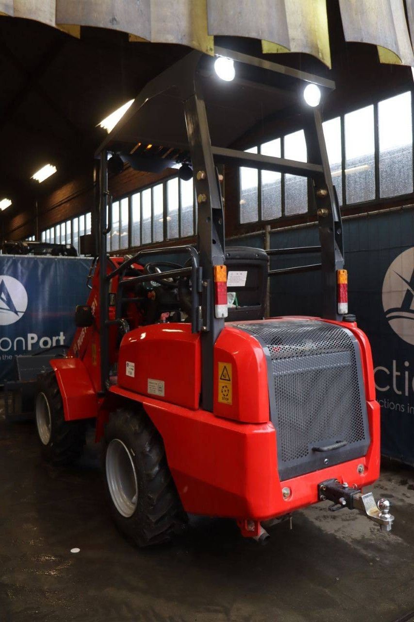 Radlader от тип Sonstige Plus Power HQ180T, Neumaschine в Antwerpen (Снимка 4)