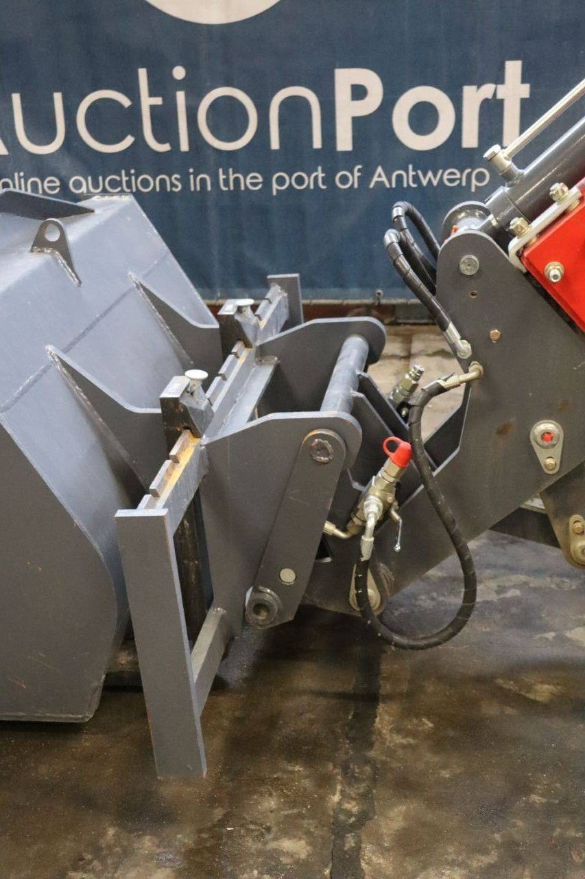 Radlader от тип Sonstige Plus Power HQ180T, Neumaschine в Antwerpen (Снимка 10)