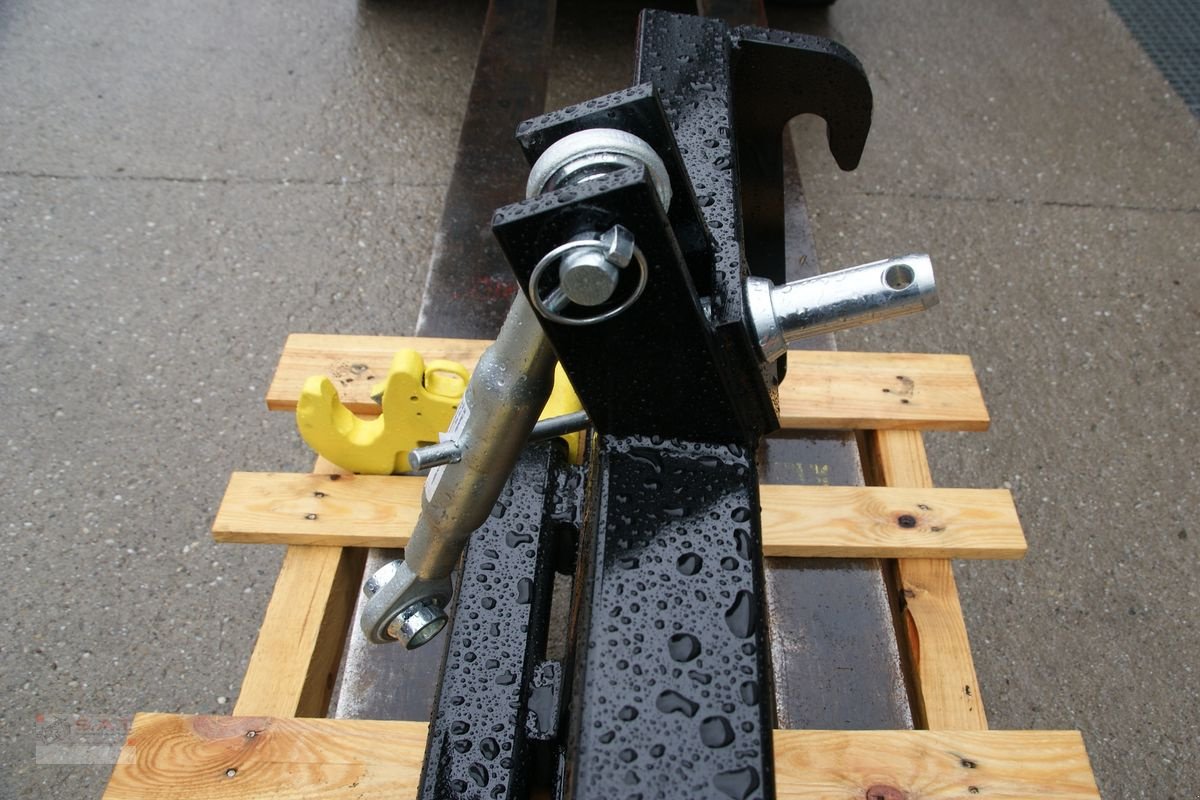 Radlader des Typs Sonstige SAT-Dreipunktadapter für Kramer, Neumaschine in Eberschwang (Bild 4)