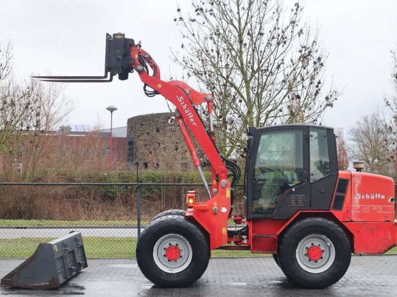 Radlader typu Sonstige Sch&auml;ffer 8082 FORKS BUCKET EXTRA FUNCTION, Gebrauchtmaschine v Marknesse (Obrázek 1)