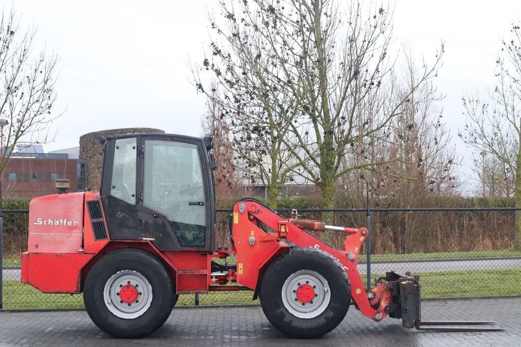 Radlader typu Sonstige Sch&auml;ffer 8082 FORKS BUCKET EXTRA FUNCTION, Gebrauchtmaschine v Marknesse (Obrázek 4)