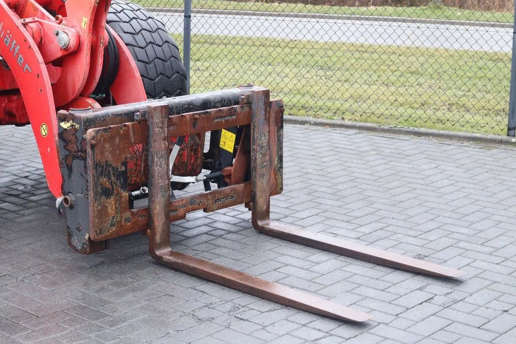 Radlader typu Sonstige Sch&auml;ffer 8082 FORKS BUCKET EXTRA FUNCTION, Gebrauchtmaschine w Marknesse (Zdjęcie 11)