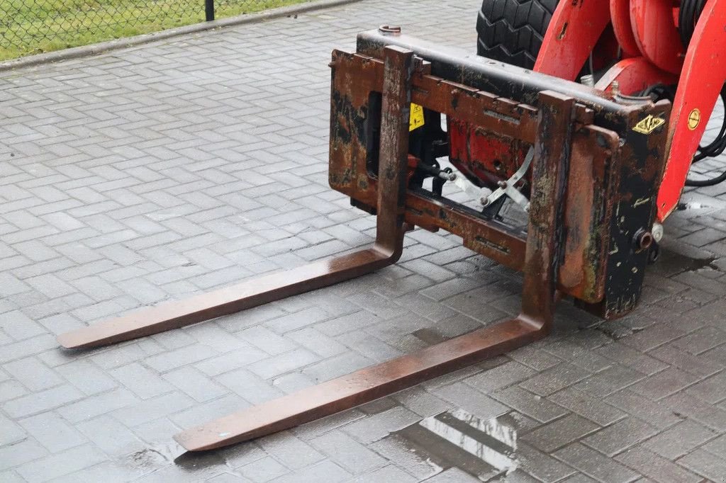 Radlader typu Sonstige Sch&auml;ffer 8082 FORKS BUCKET EXTRA FUNCTION, Gebrauchtmaschine w Marknesse (Zdjęcie 8)