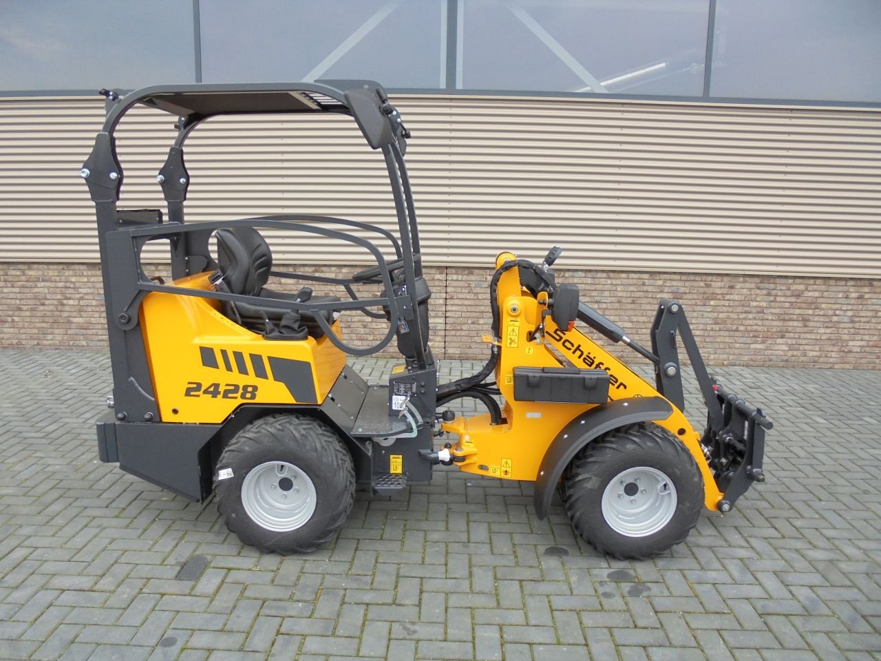 Radlader от тип Sonstige Schaffer 2428-2, Neumaschine в Houten (Снимка 2)
