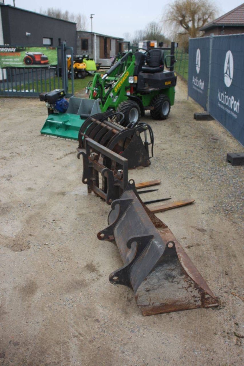 Radlader van het type Sonstige Stevaco KL06, Gebrauchtmaschine in Antwerpen (Foto 4)