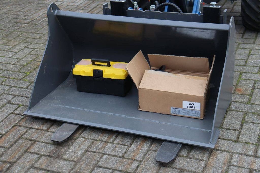 Radlader от тип Sonstige V-tech E606 TELE, Gebrauchtmaschine в Antwerpen (Снимка 11)