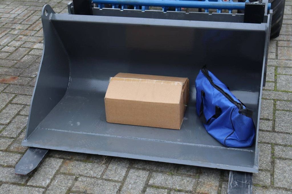 Radlader от тип Sonstige V-tech E606, Neumaschine в Antwerpen (Снимка 11)