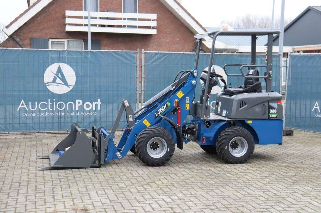 Radlader от тип Sonstige V-tech E606, Neumaschine в Antwerpen (Снимка 1)