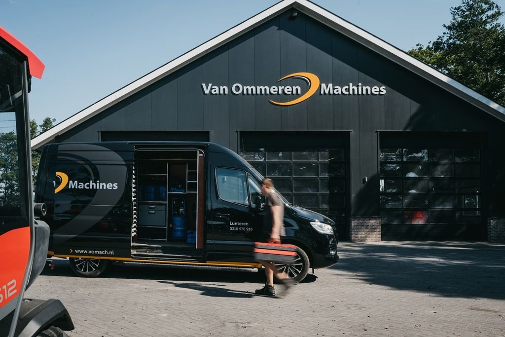 Radlader of the type Sonstige Vomach Vacature monteur, Neumaschine in Lunteren (Picture 3)