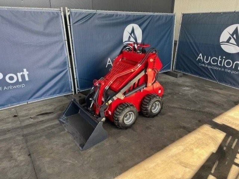 Radlader типа Sonstige W330XL, Gebrauchtmaschine в Antwerpen (Фотография 2)