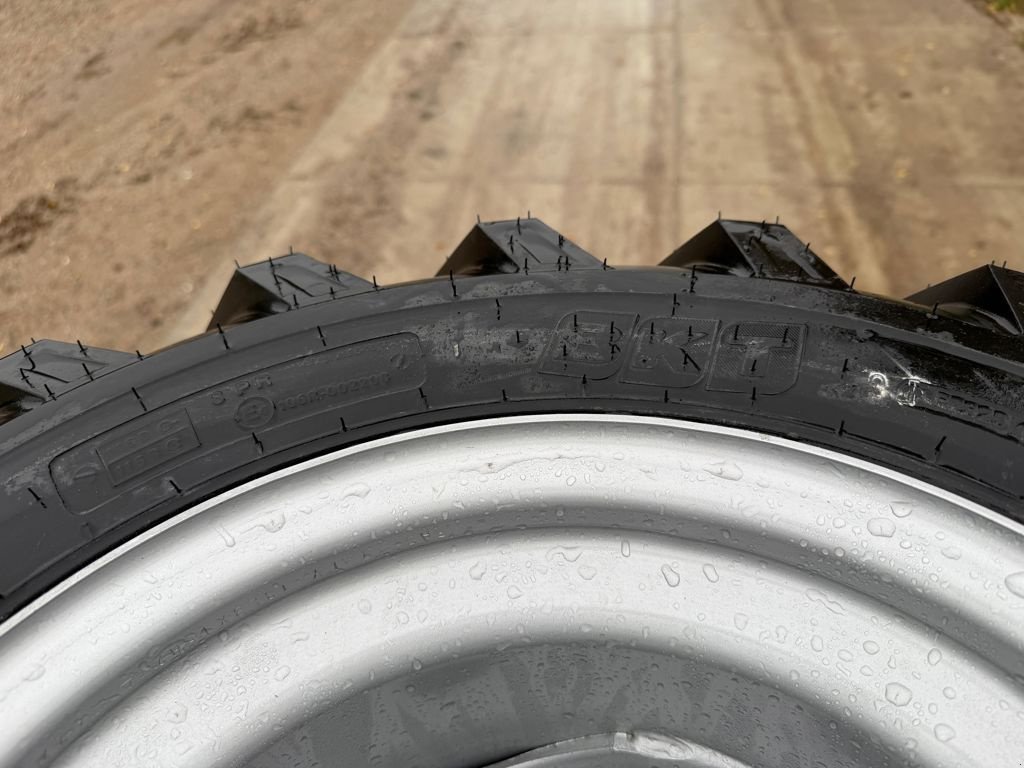 Radlader of the type Sonstige Weidemann Mitas 31X15.50-15, Neumaschine in Lunteren (Picture 9)