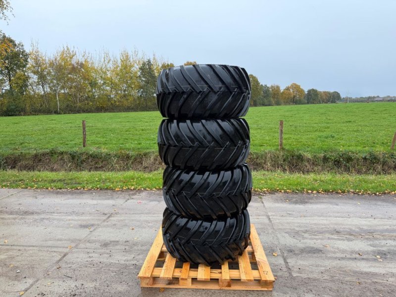 Radlader des Typs Sonstige Weidemann Mitas 31X15.50-15, Neumaschine in Lunteren (Bild 1)