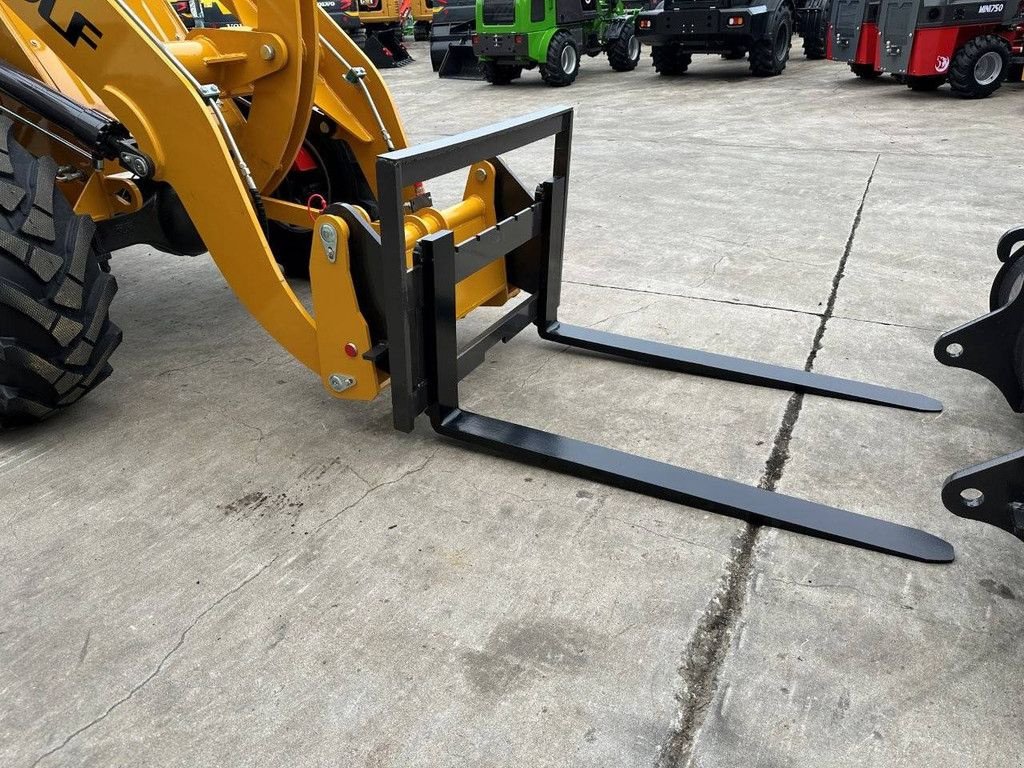 Radlader от тип Sonstige WOLF WL160, Neumaschine в Antwerpen (Снимка 11)