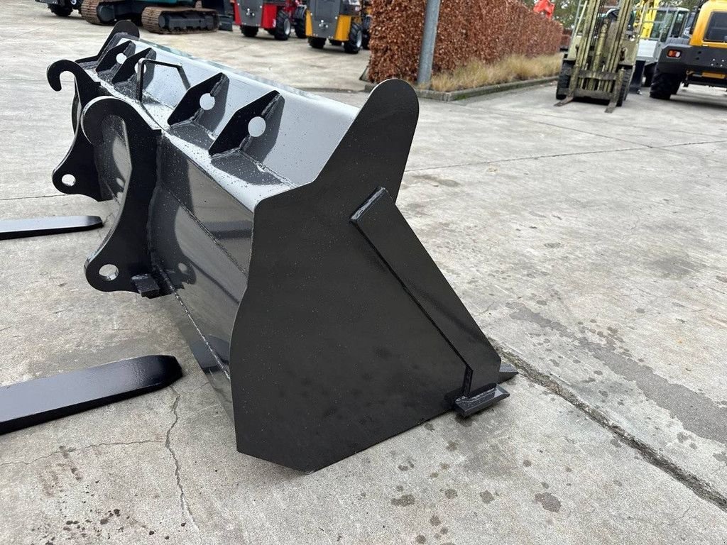 Radlader Türe ait Sonstige WOLF WL816T, Neumaschine içinde Antwerpen (resim 11)