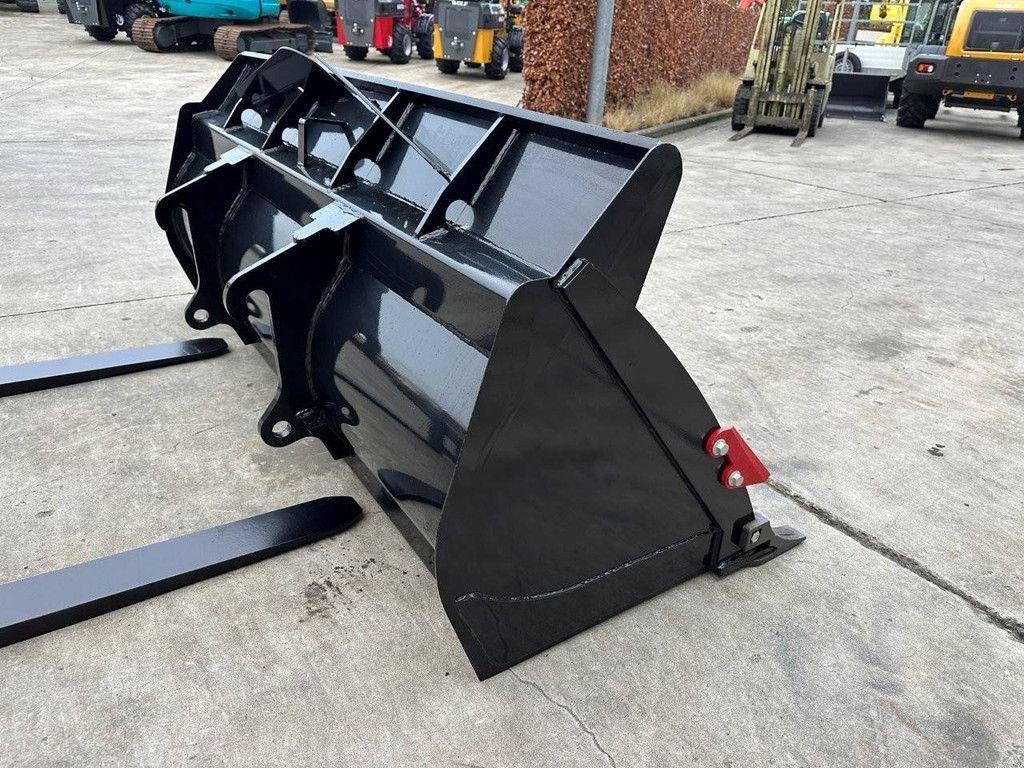 Radlader del tipo Sonstige WOLF WL825, Neumaschine In Antwerpen (Immagine 11)