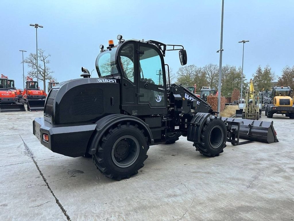 Radlader del tipo Sonstige WOLF WL825T, Neumaschine In Antwerpen (Immagine 5)