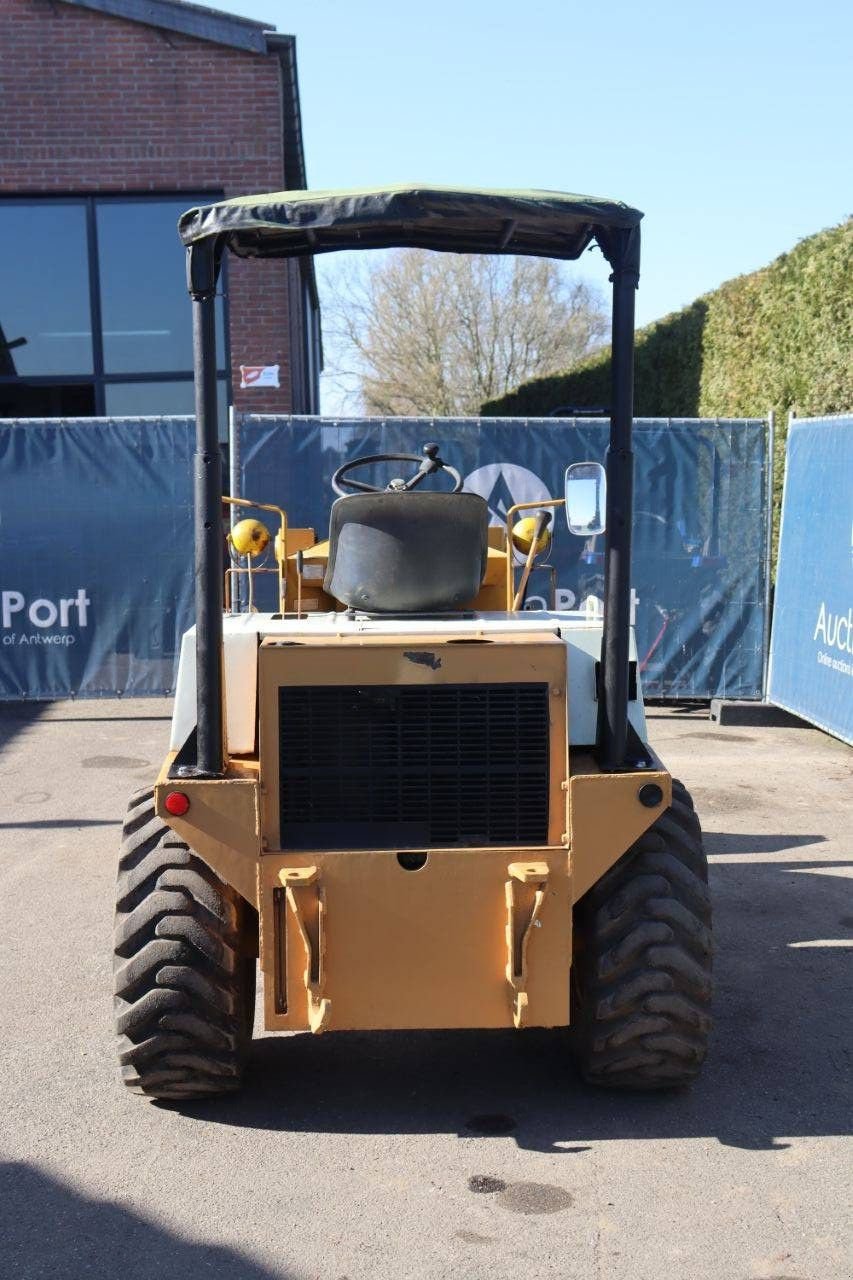 Radlader du type TCM 808, Gebrauchtmaschine en Antwerpen (Photo 5)