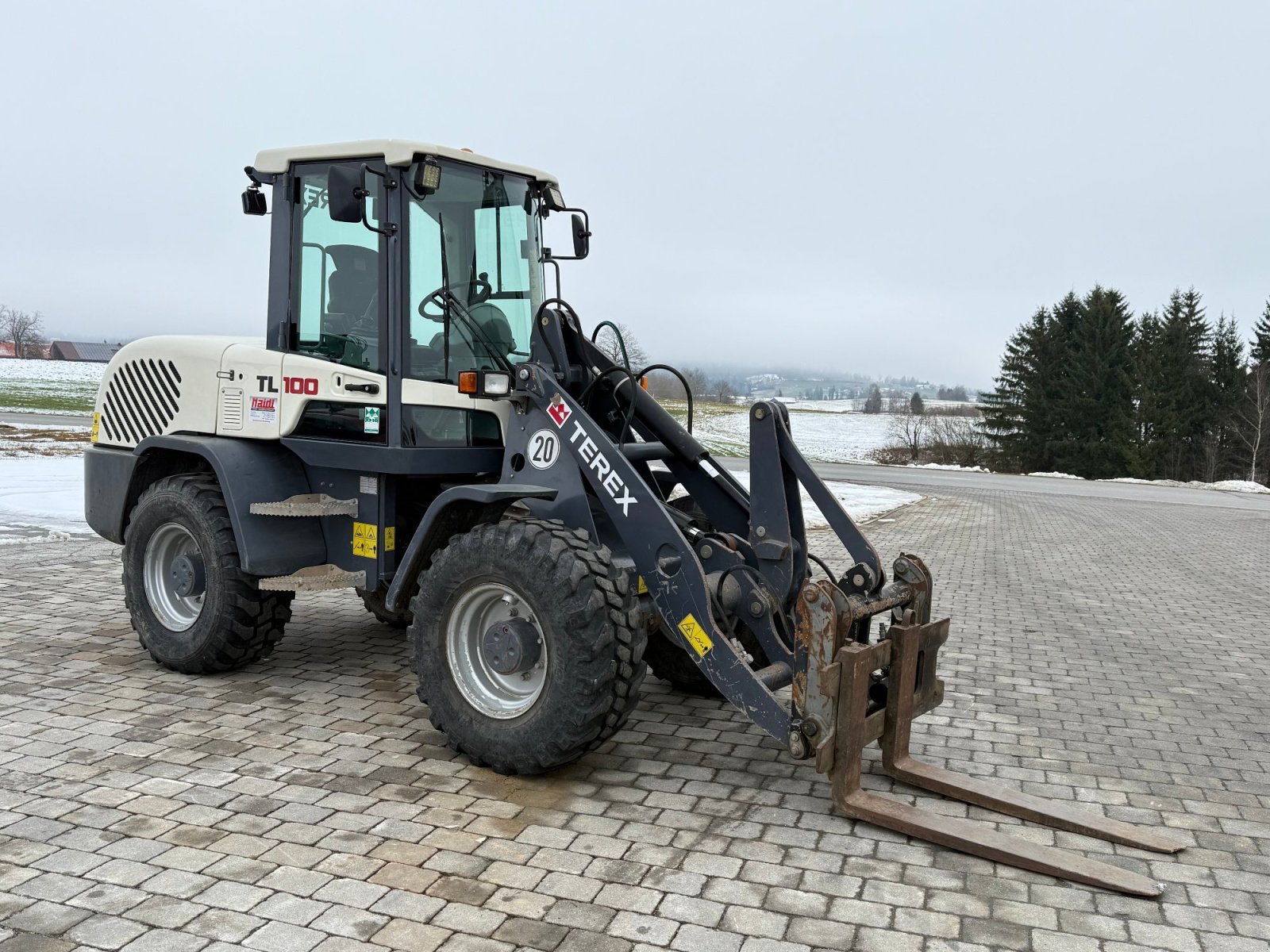 Radlader of the type Terex TL 100, Gebrauchtmaschine in Neureichenau (Picture 3)