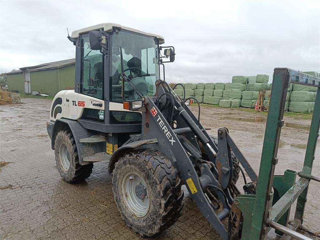 Radlader van het type Terex TL 65 skovl & pallegafler, Gebrauchtmaschine in Egtved (Foto 2)