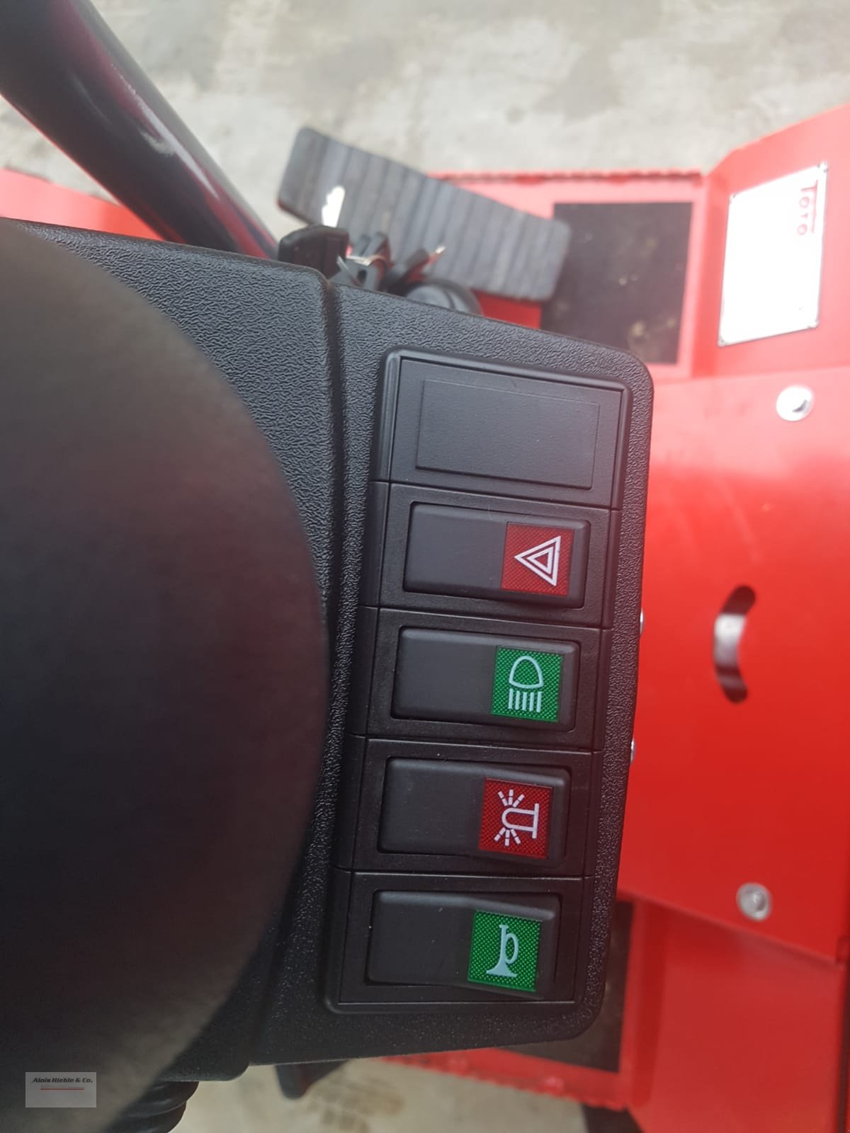 Radlader of the type Toyo 522, Neumaschine in Tapfheim (Picture 4)