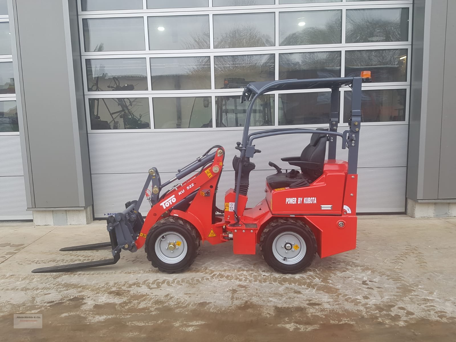 Radlader of the type Toyo 522, Neumaschine in Tapfheim (Picture 8)