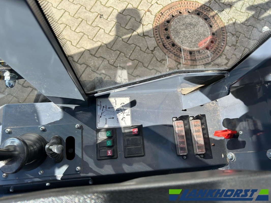 Radlader of the type Toyo KU 851, Gebrauchtmaschine in Neuenkirchen / Bramsche (Picture 9)