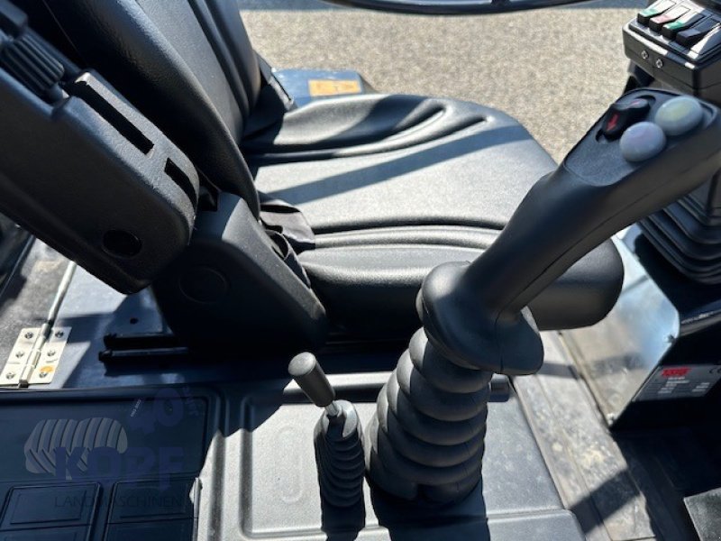 Radlader типа Toyo Toyo Radlader 836 II Bügel Black, 4. Steuerkreis, STVZO Fin.3,9%, Gebrauchtmaschine в Schutterzell (Фотография 10)