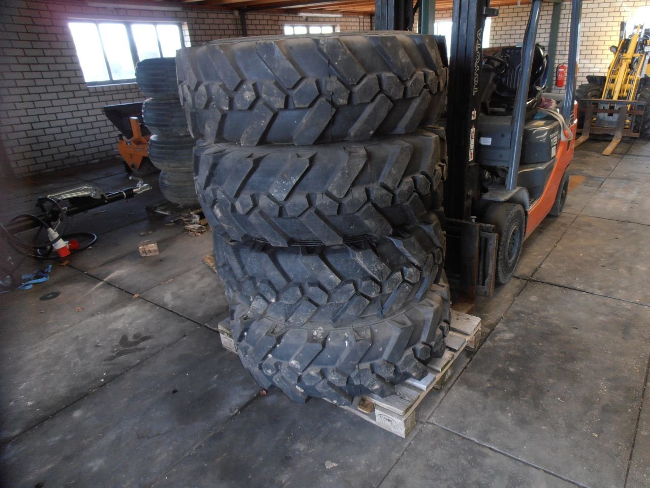 Radlader typu Trelleborg tractorband, Gebrauchtmaschine v Kerkdriel (Obrázek 1)