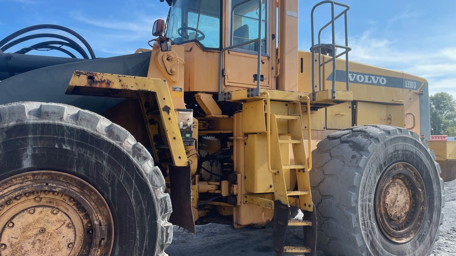 Radlader des Typs Volvo 330D med skovl, Gebrauchtmaschine in Lintrup (Bild 9)