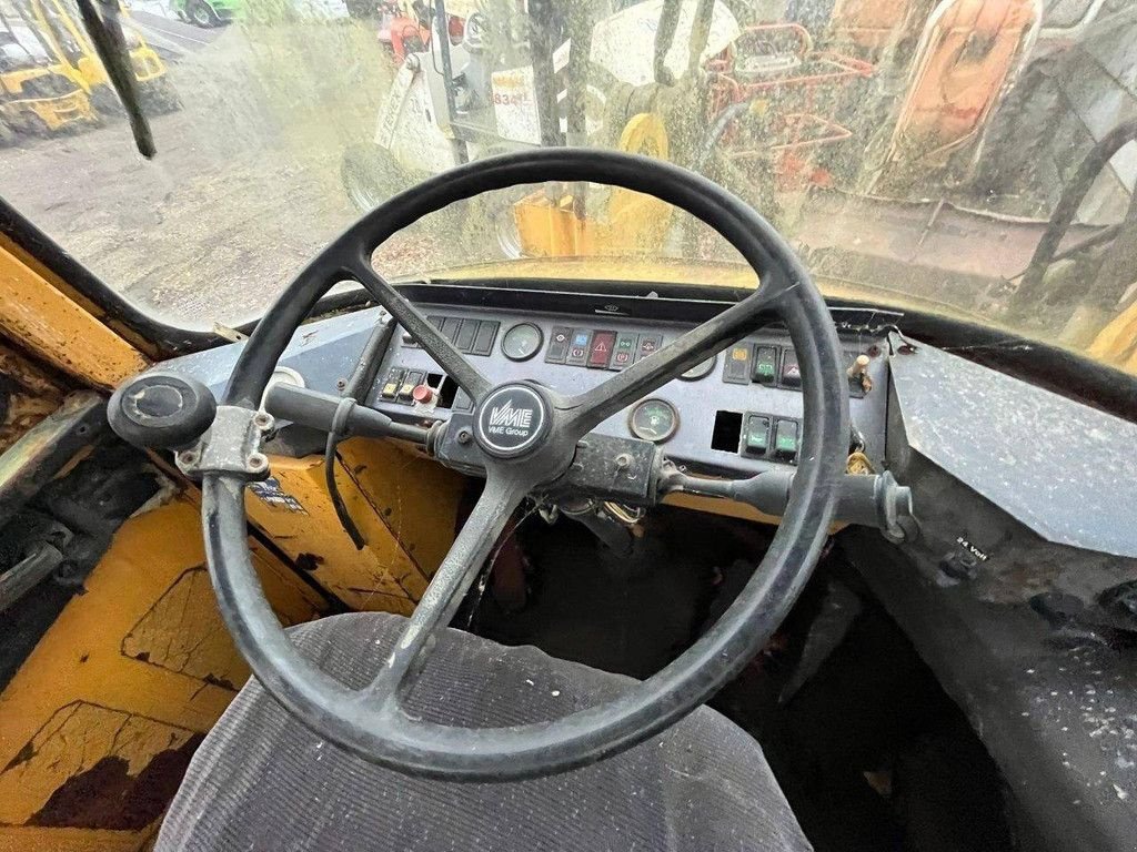 Radlader of the type Volvo BM L50, Gebrauchtmaschine in Antwerpen (Picture 11)