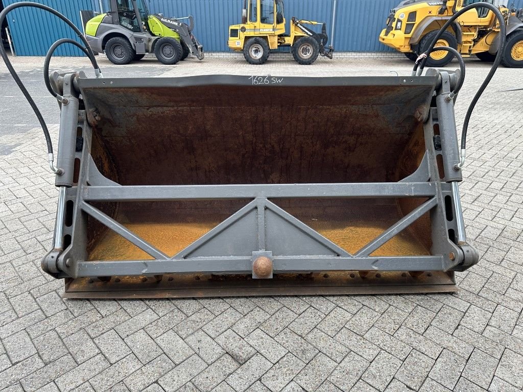 Radlader typu Volvo DICHTE BAK BOVENKLEM, Gebrauchtmaschine v Oirschot (Obrázek 2)