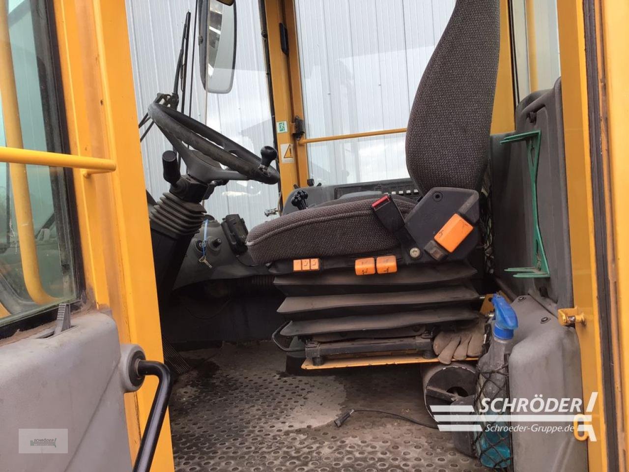 Radlader des Typs Volvo L 110 E, Gebrauchtmaschine in Böhne (Bild 18)