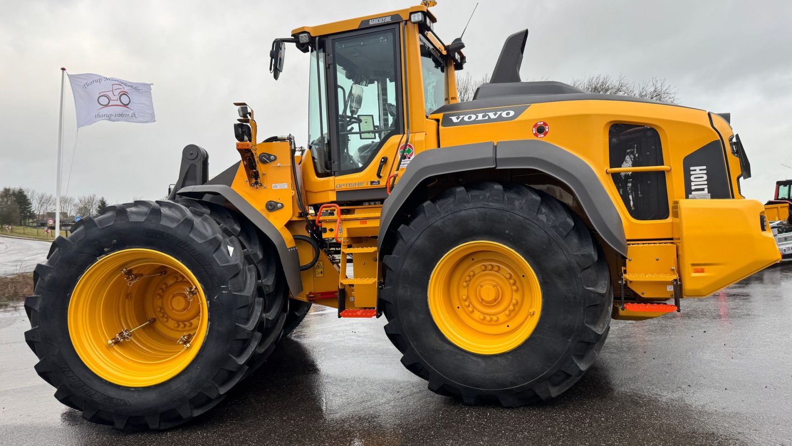 Radlader of the type Volvo L 110 H AGRICULTURE! FABRIKSNY TIL OMGÅENDE LEVERING!, Gebrauchtmaschine in Nørager (Picture 3)